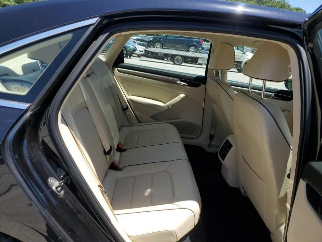 2018 Volkswagen Passat Se VIN: 1VWBA7A38JC002647 Lot: 61343624