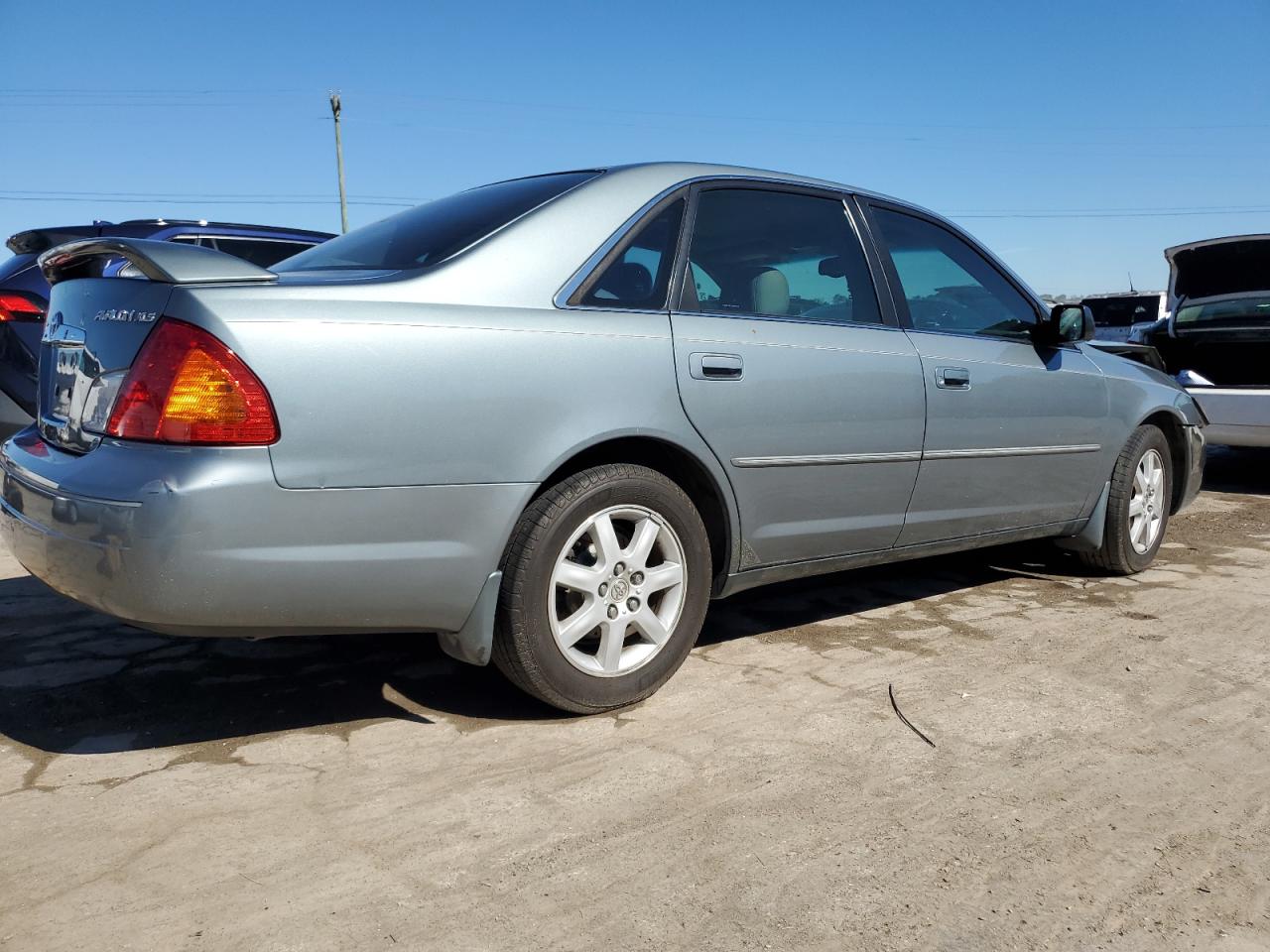 4T1BF28B02U250628 2002 Toyota Avalon Xl