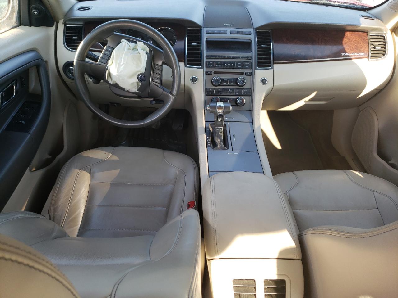 1FAHP2EW1CG137263 2012 Ford Taurus Sel