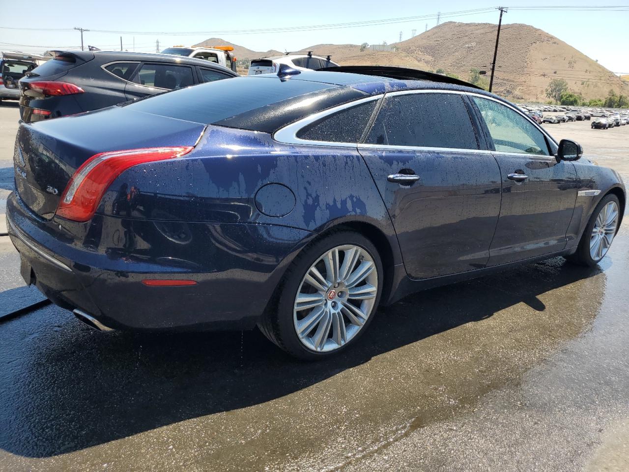 2015 Jaguar Xjl Portfolio vin: SAJWA2GZ2F8V89636