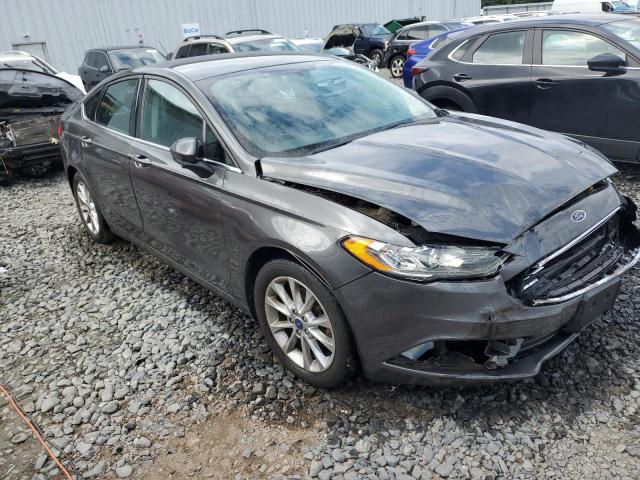 VIN 3FA6P0H78HR236582 2017 Ford Fusion, SE no.4