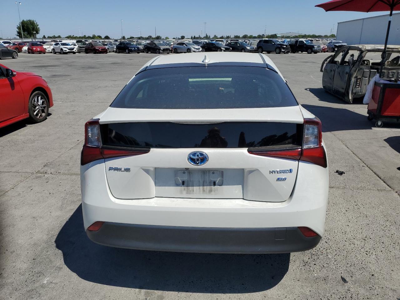 JTDKARFU2K3101966 2019 Toyota Prius