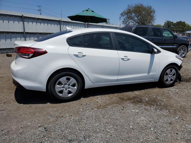 VIN 3KPFK4A75HE011893 2017 KIA Forte, LX no.3