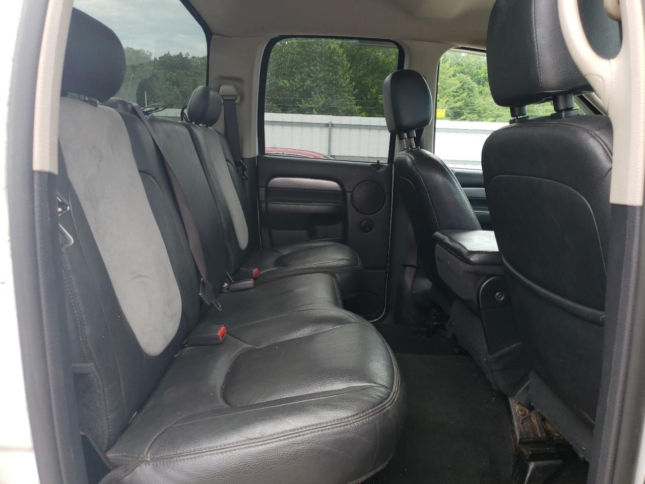 3D7KU28CX4G172745 2004 Dodge Ram 2500 St