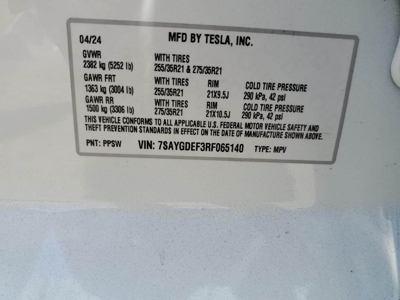 7SAYGDEF3RF065140 2024 Tesla Model Y