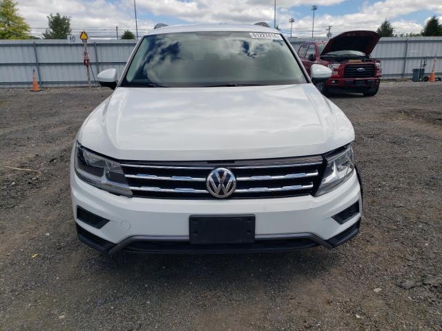 2018 VOLKSWAGEN TIGUAN SE - 3VV2B7AXXJM079121
