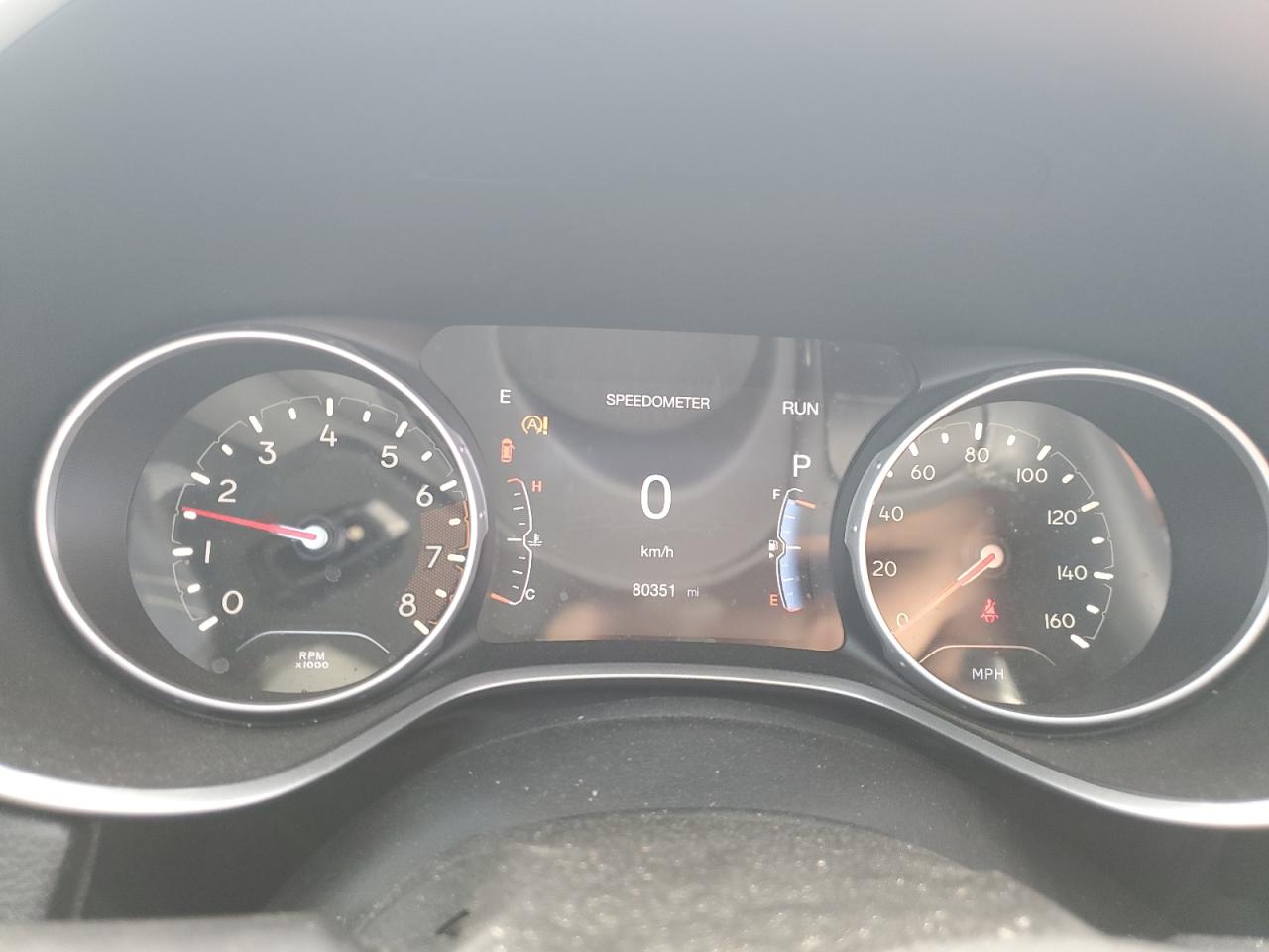 3C4NJCBB5JT165582 2018 Jeep Compass Latitude