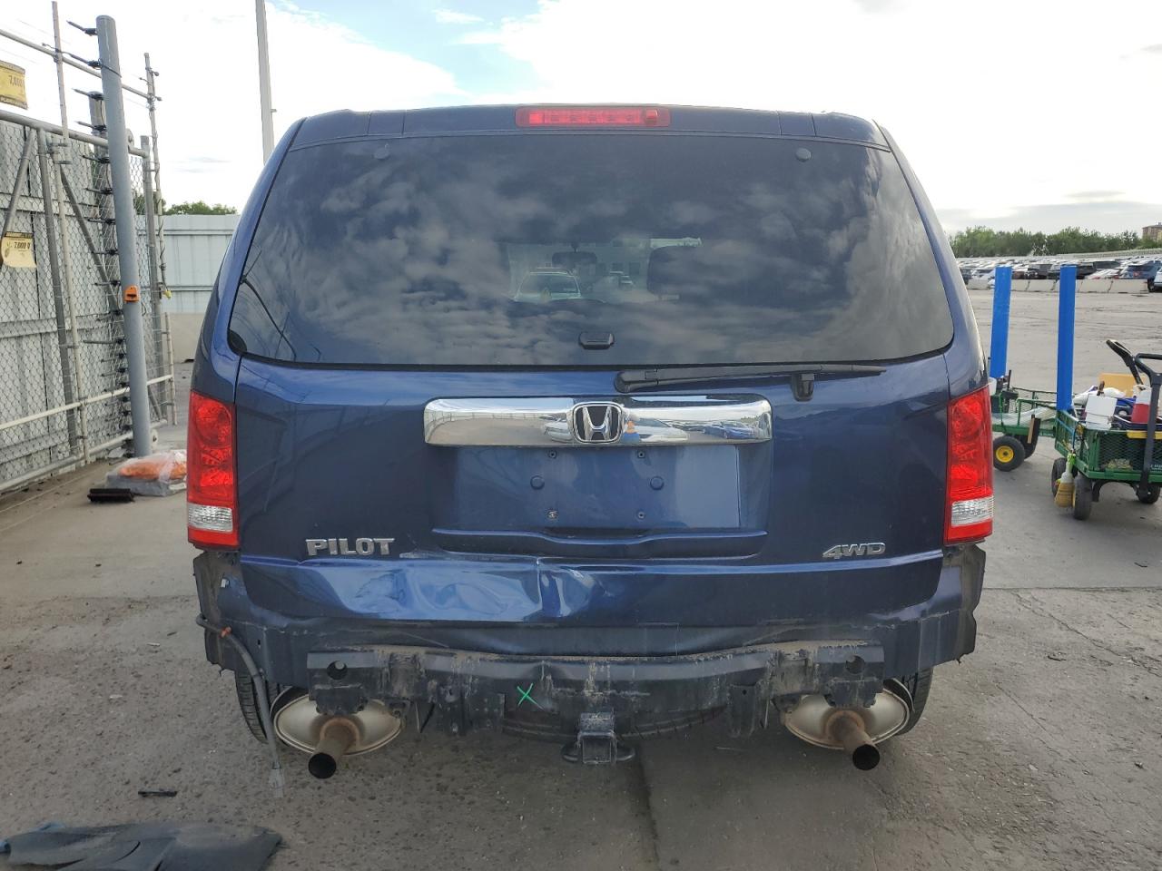 5FNYF4H27FB050709 2015 Honda Pilot Lx