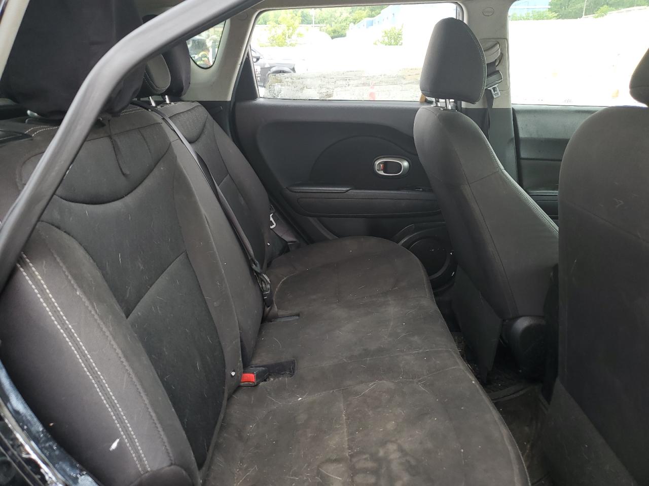 KNDJN2A29J7599667 2018 Kia Soul