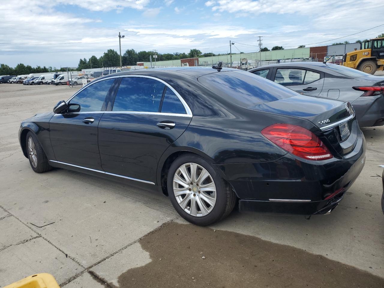 2015 Mercedes-Benz S 550 4Matic vin: WDDUG8FB5FA147587