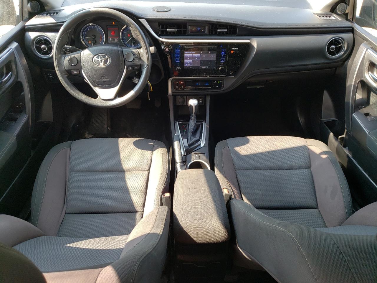 2017 Toyota Corolla L vin: 5YFBURHE5HP611645