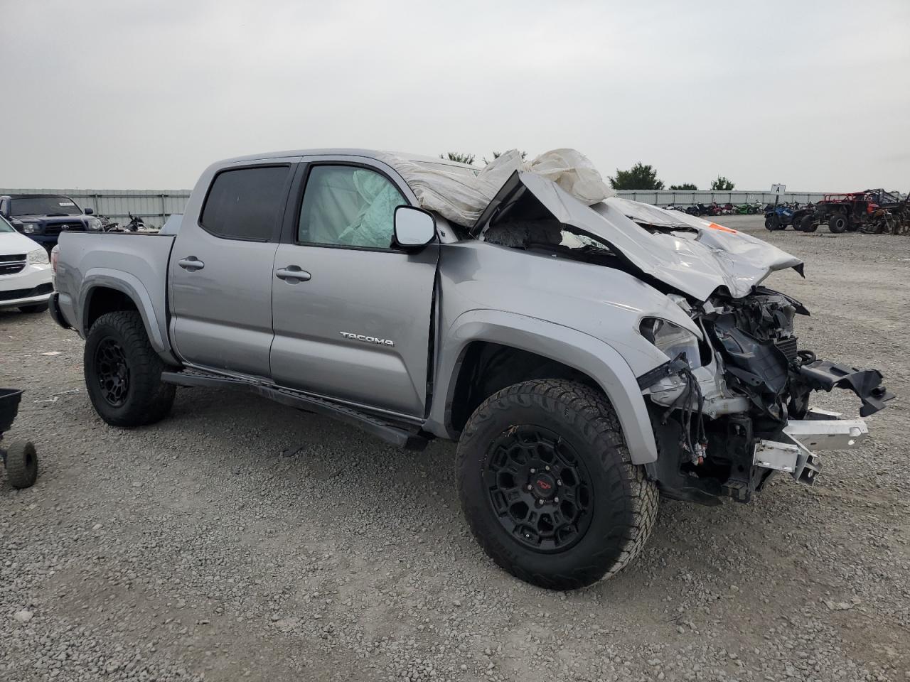 Lot #3006769150 2017 TOYOTA TACOMA DOU