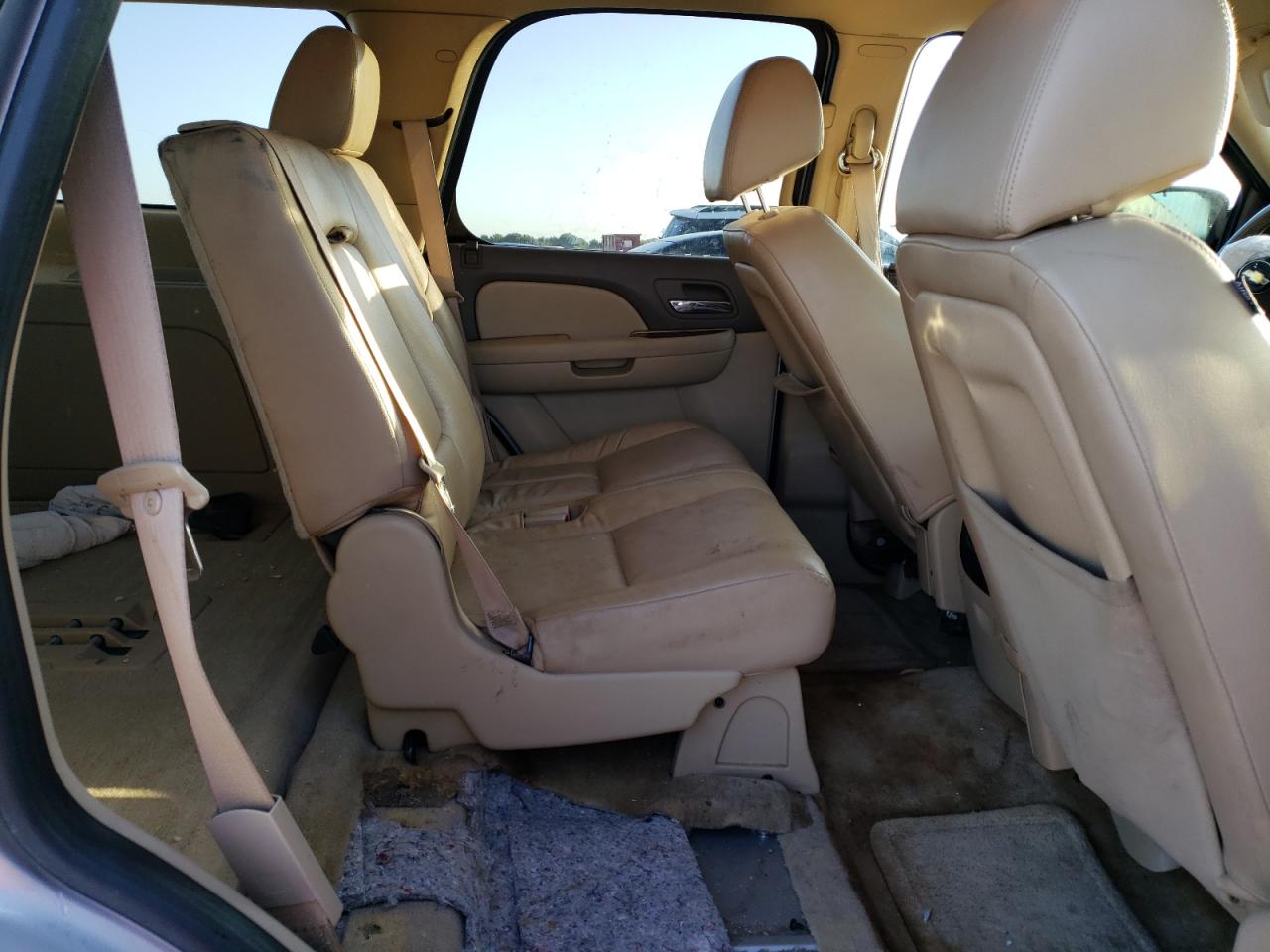 1GNSCAE00BR235583 2011 Chevrolet Tahoe C1500 Ls