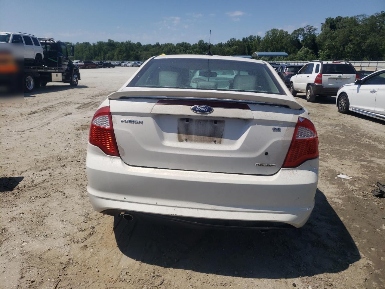 3FAHP0HGXBR213031 2011 Ford Fusion Se