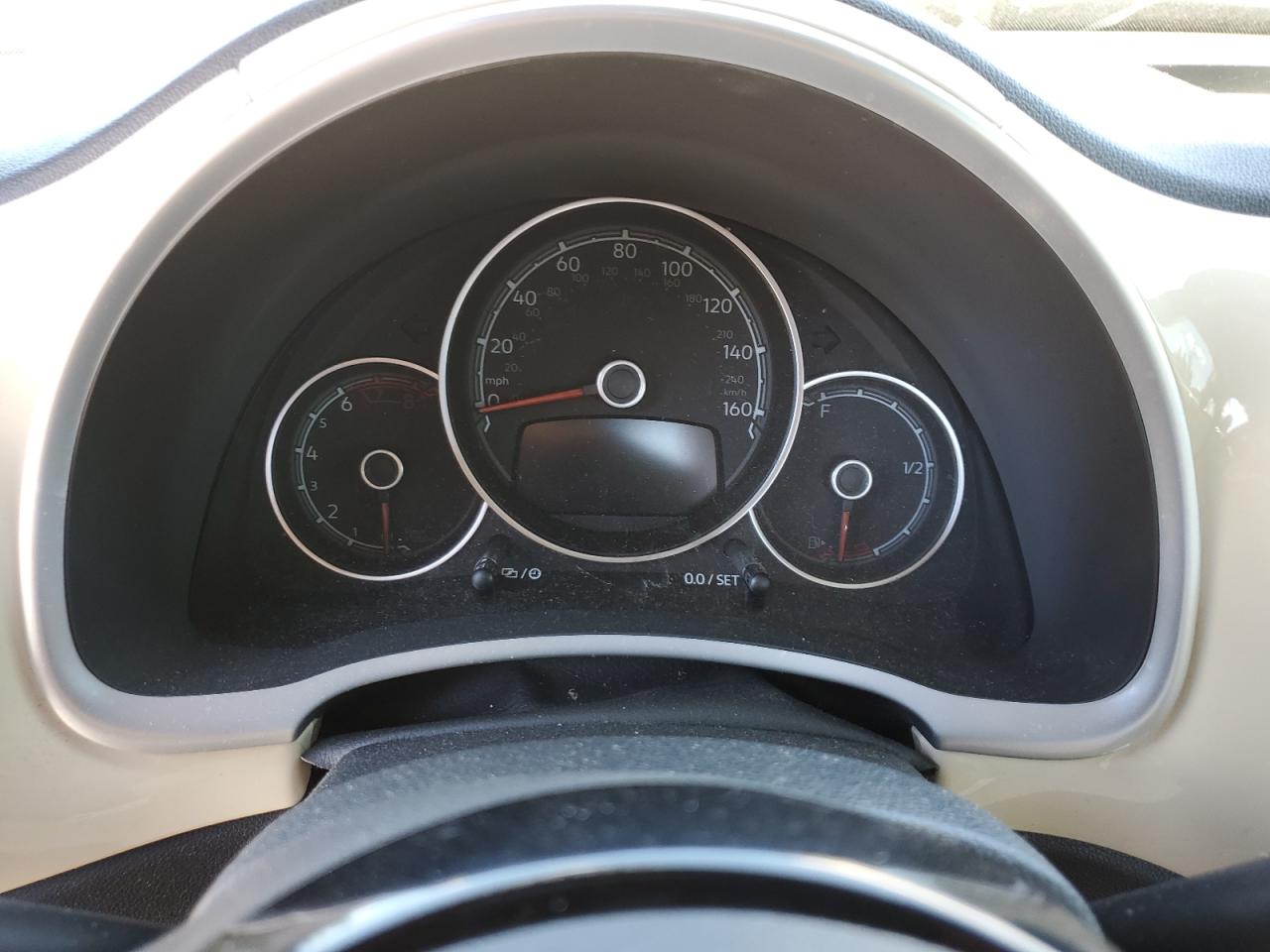 3VWFD7AT3KM705288 2019 Volkswagen Beetle S