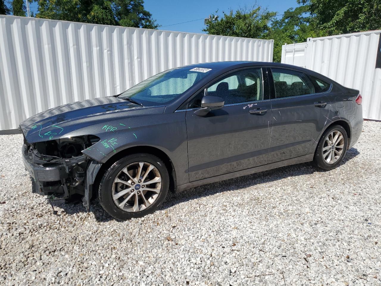 3FA6P0HD6LR231170 2020 Ford Fusion Se