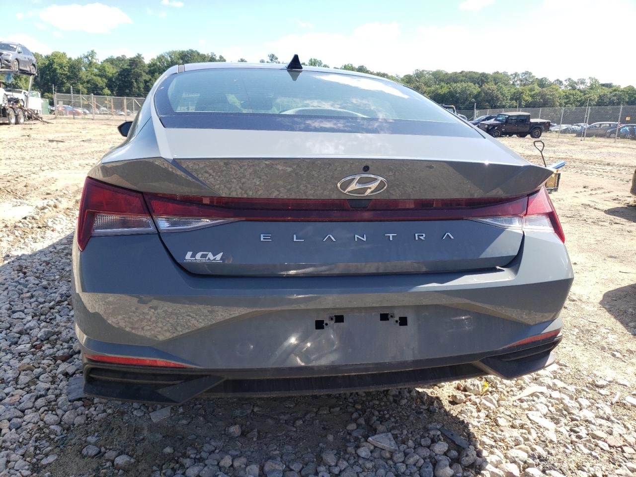 KMHLL4AG1NU298268 2022 Hyundai Elantra Se