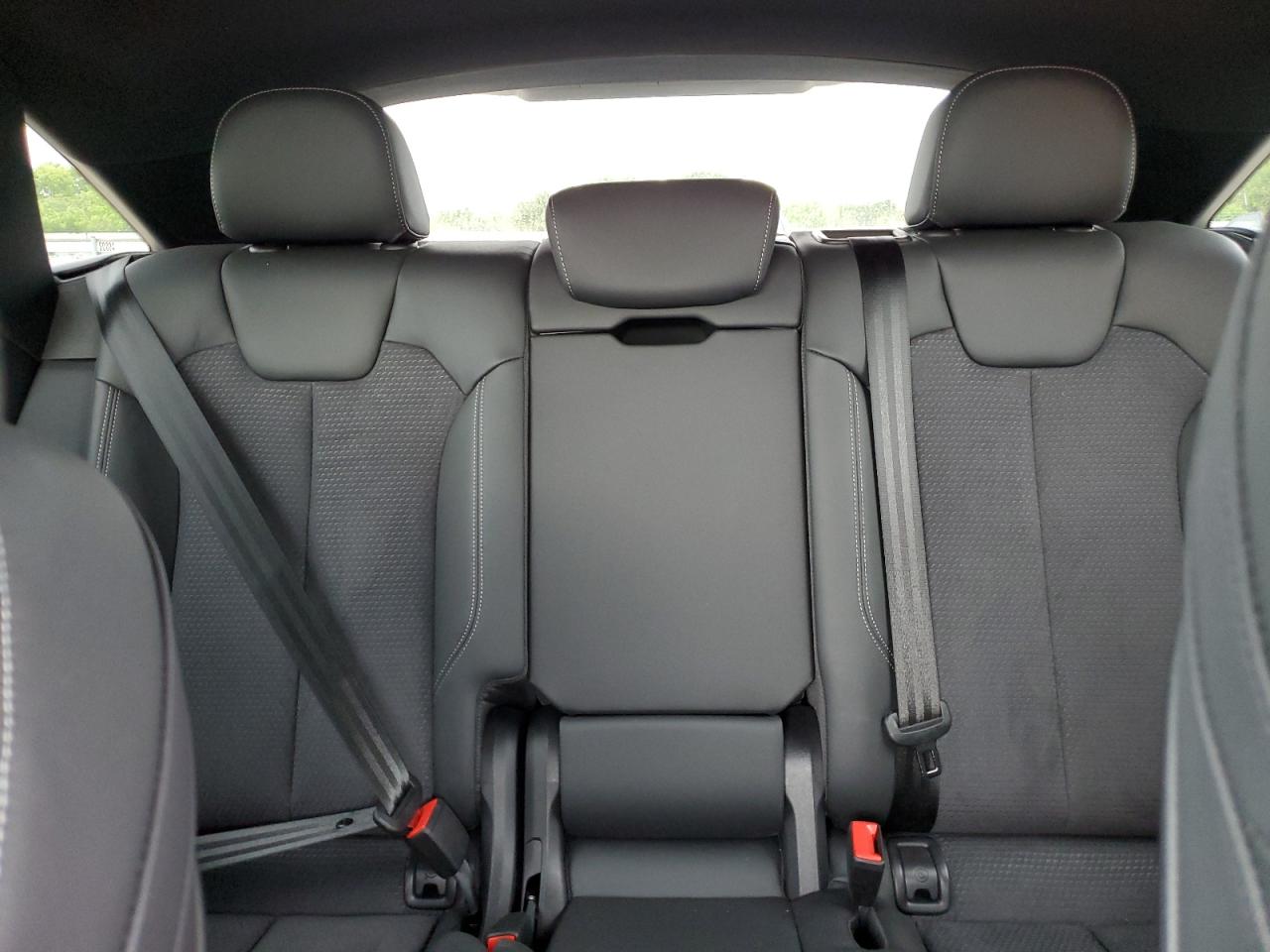 WA114AFY6N2087954 2022 Audi Sq5 Sportback Premium