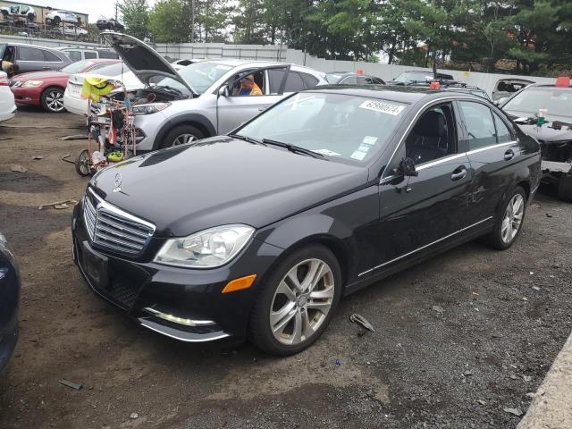 VIN WDDGF8AB3DR285425 2013 Mercedes-Benz C-Class, 3... no.1