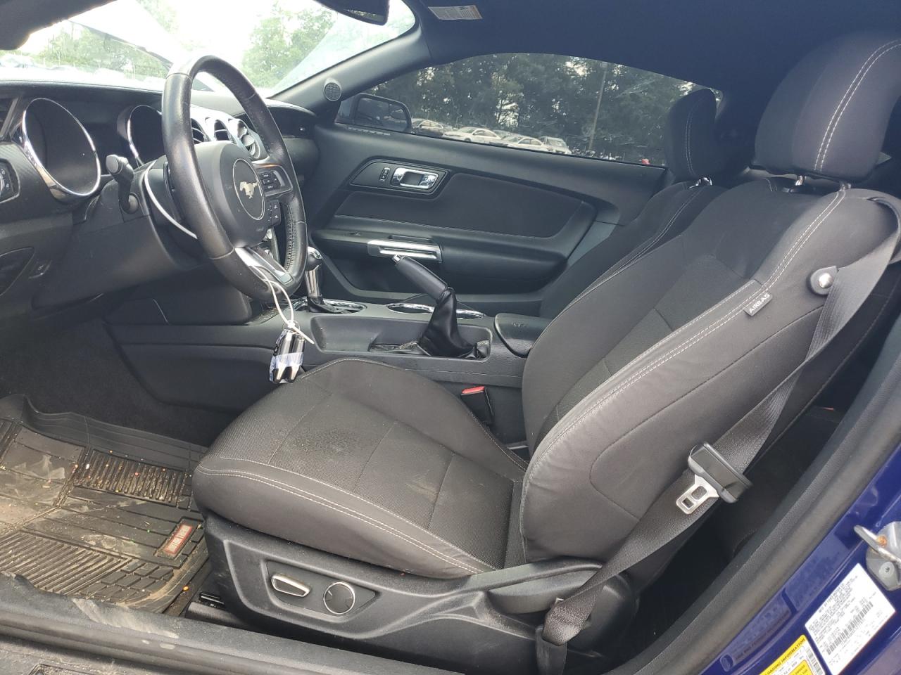 1FA6P8AMXG5227835 2016 Ford Mustang