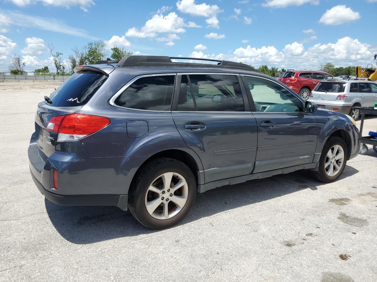 2014 Subaru Outback 2.5I Limited vin: 4S4BRBLC2E3221049