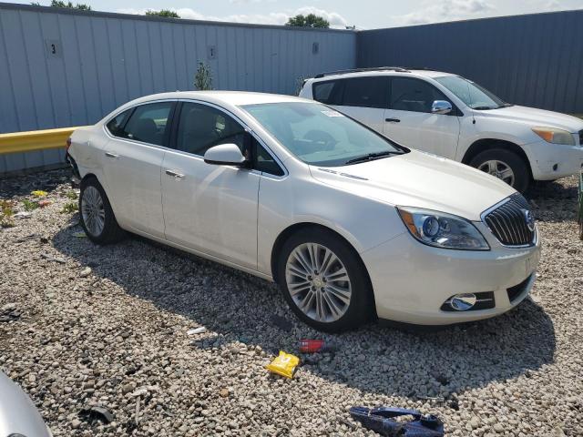 VIN 1G4PP5SK3D4231636 2013 Buick Verano no.4