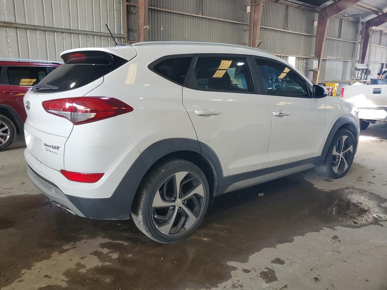 2017 Hyundai Tucson Limited vin: KM8J33A28HU314623