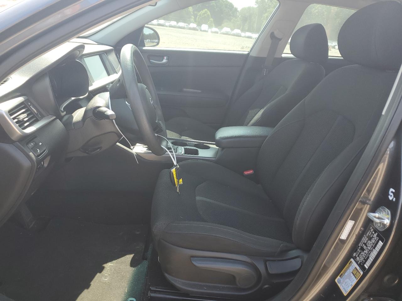 5XXGT4L38LG436388 2020 Kia Optima Lx