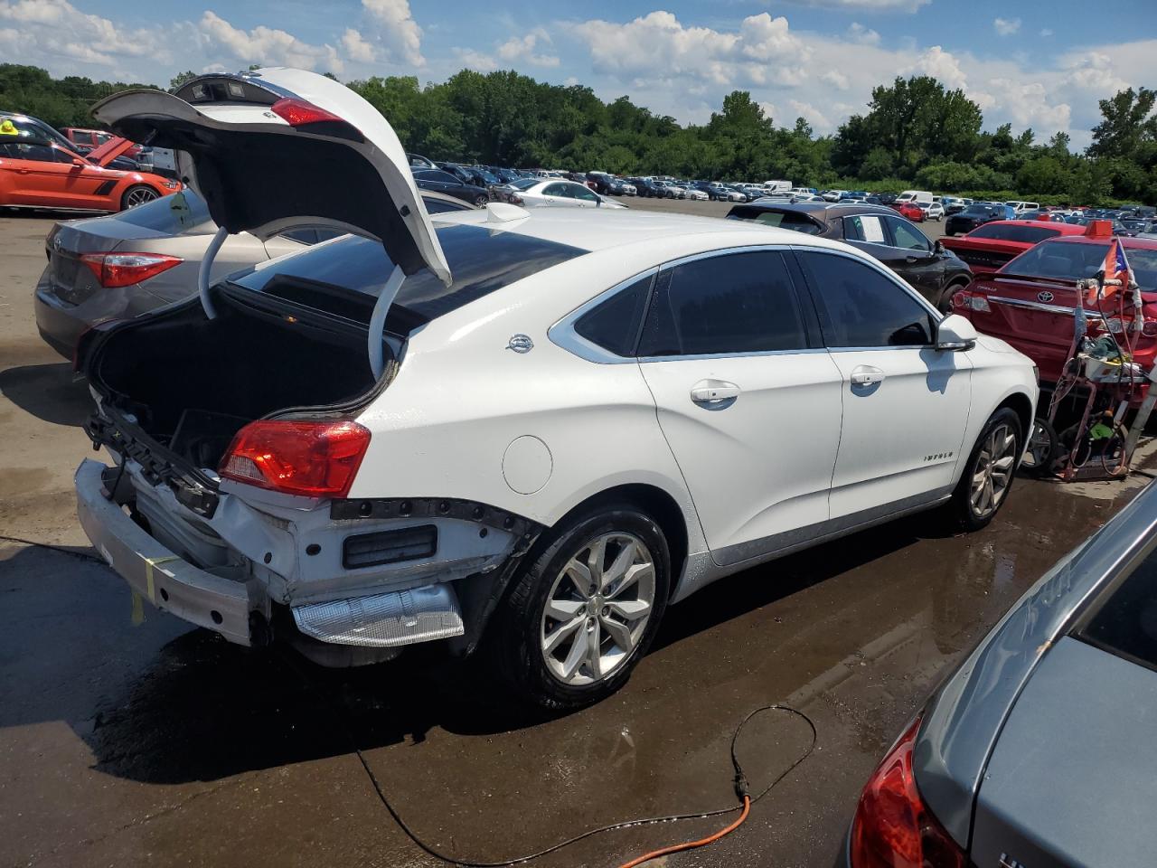 2018 Chevrolet Impala Lt vin: 2G1105S36J9174907