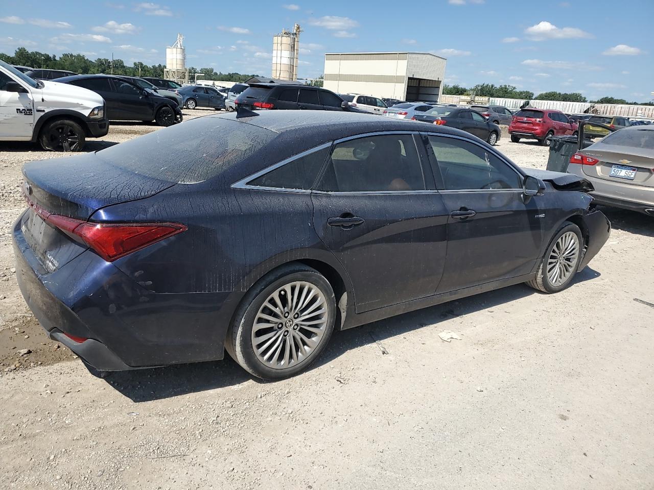 Lot #2701650487 2021 TOYOTA AVALON LIM