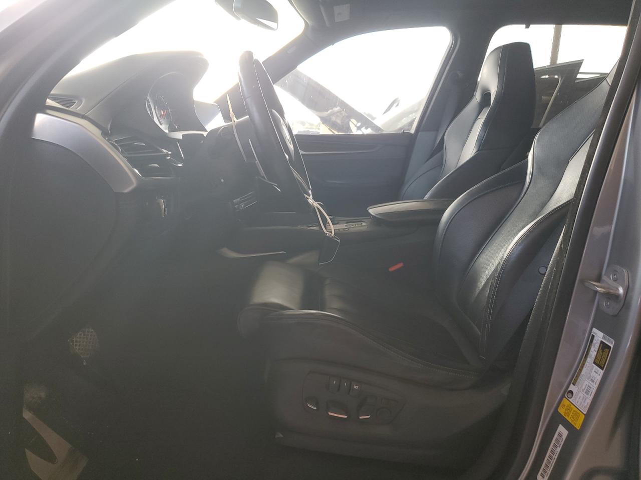 5YMKT6C59F0C89022 2015 BMW X5 M