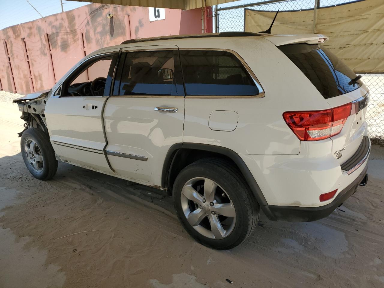 1C4RJFCT5CC262550 2012 Jeep Grand Cherokee Overland