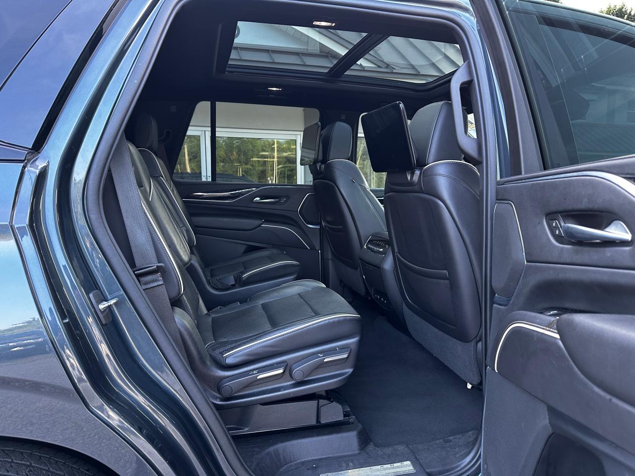 2021 Cadillac Escalade Sport vin: 1GYS4EKLXMR329432