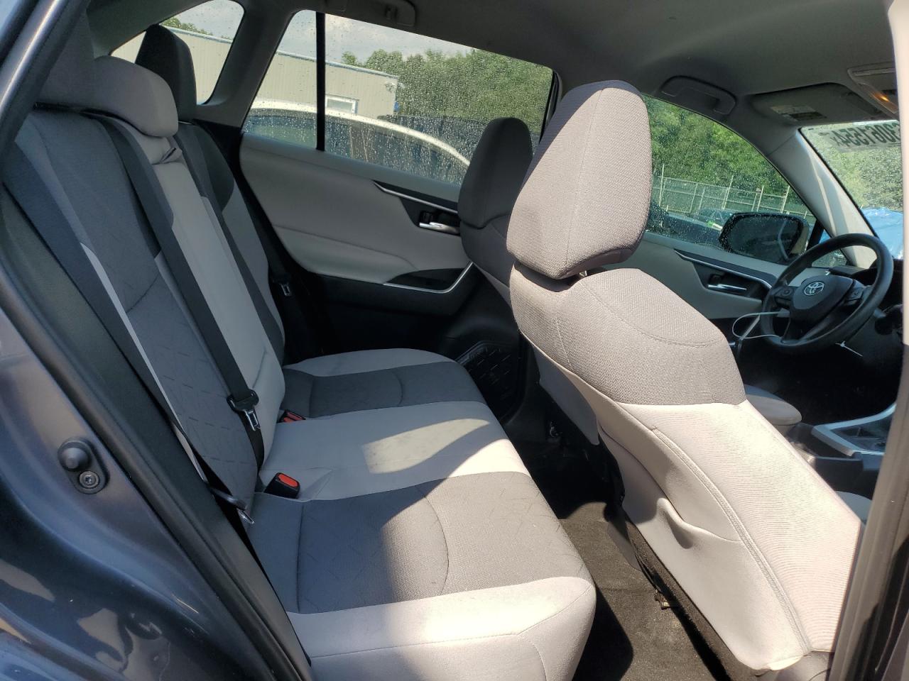 2T3W1RFV1LW062747 2020 Toyota Rav4 Xle