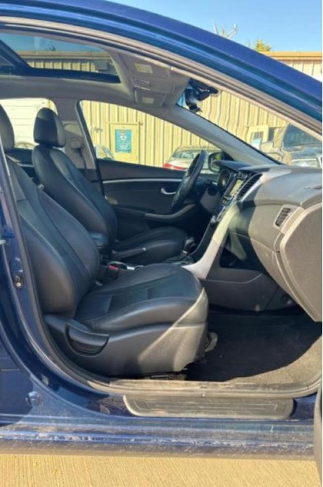 2013 Hyundai Elantra Gt vin: KMHD35LEXDU092869