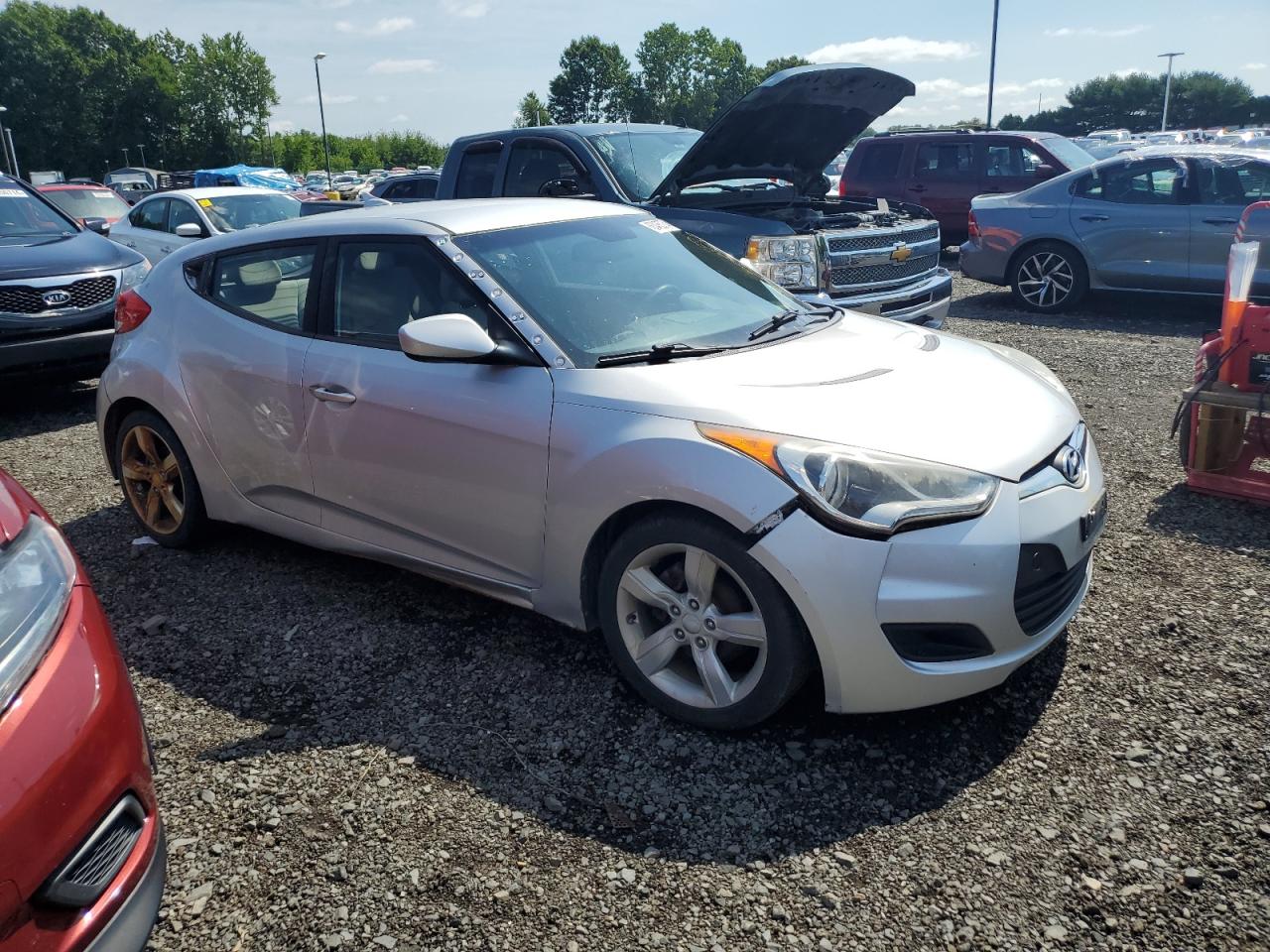 2012 Hyundai Veloster vin: KMHTC6AD6CU020559