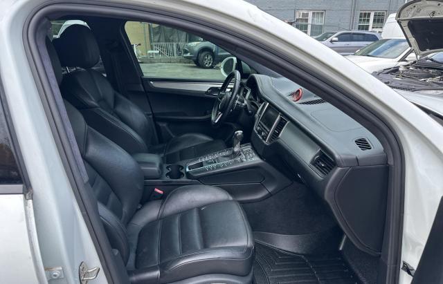 2015 PORSCHE MACAN TURB - WP1AF2A57FLB47768