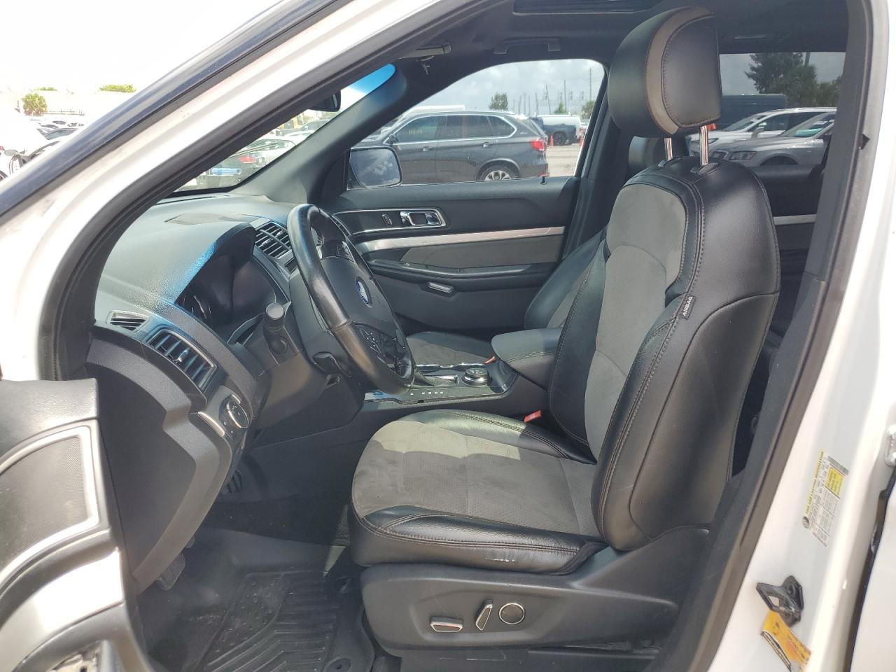 1FM5K8D84HGA05814 2017 Ford Explorer Xlt 1FM5K8D84HGA05814 2017 Ford Explorer Xlt
