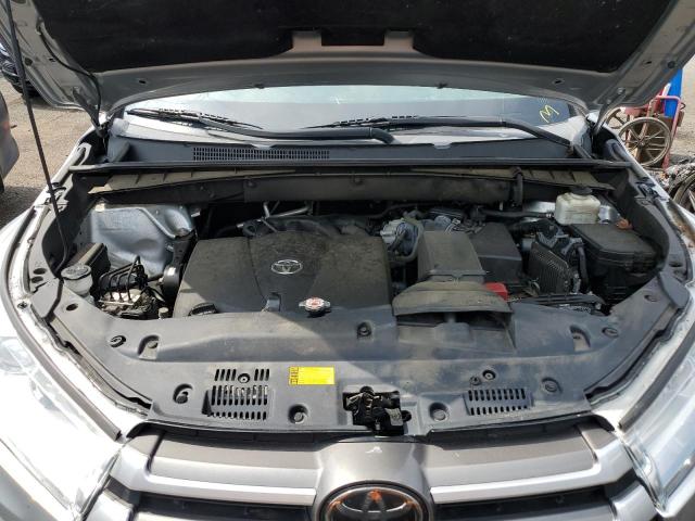 2018 Toyota Highlander Le VIN: 5TDBZRFH3JS876642 Lot: 62013234