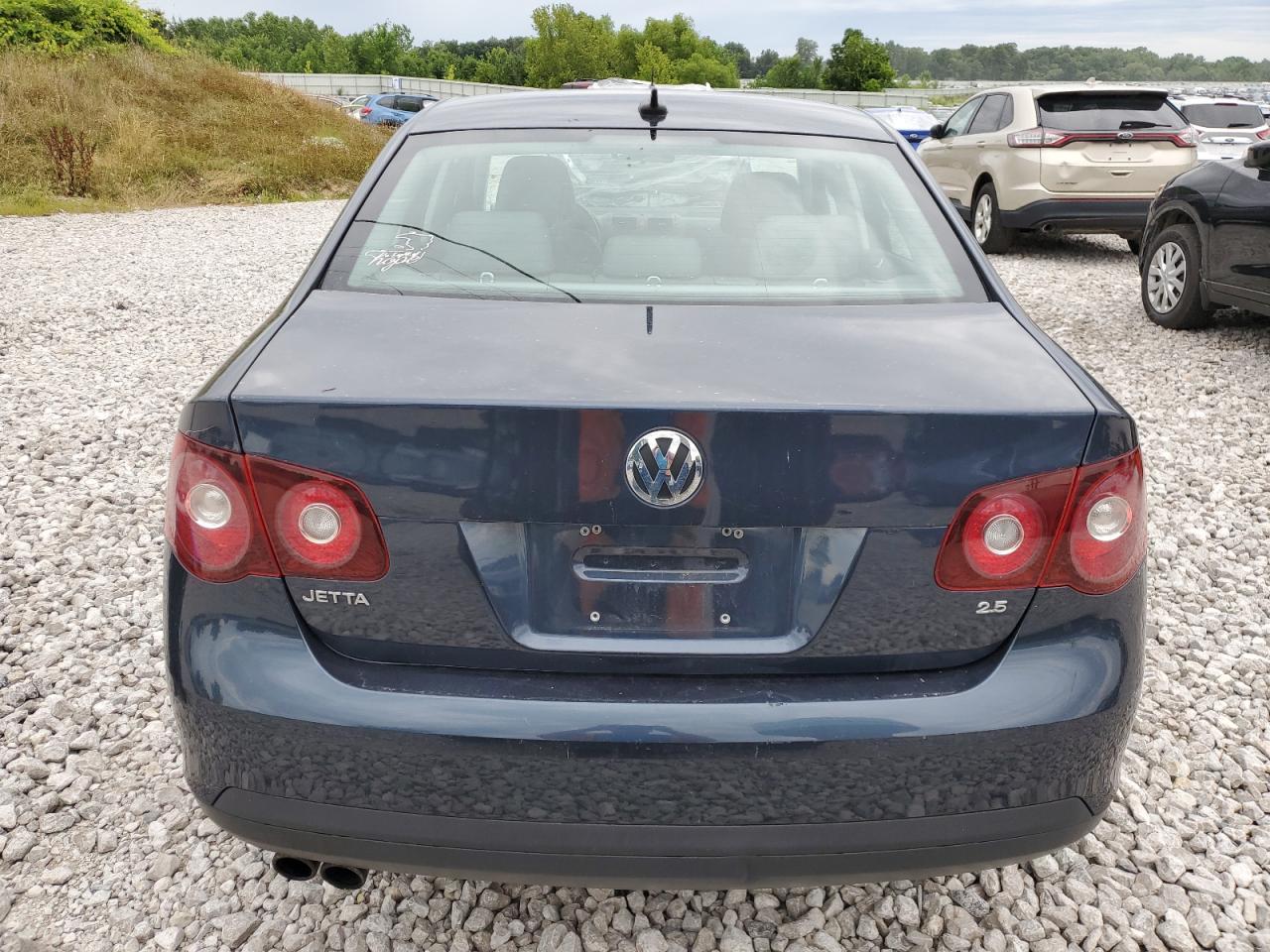 3VWRM71K38M151988 2008 Volkswagen Jetta Se