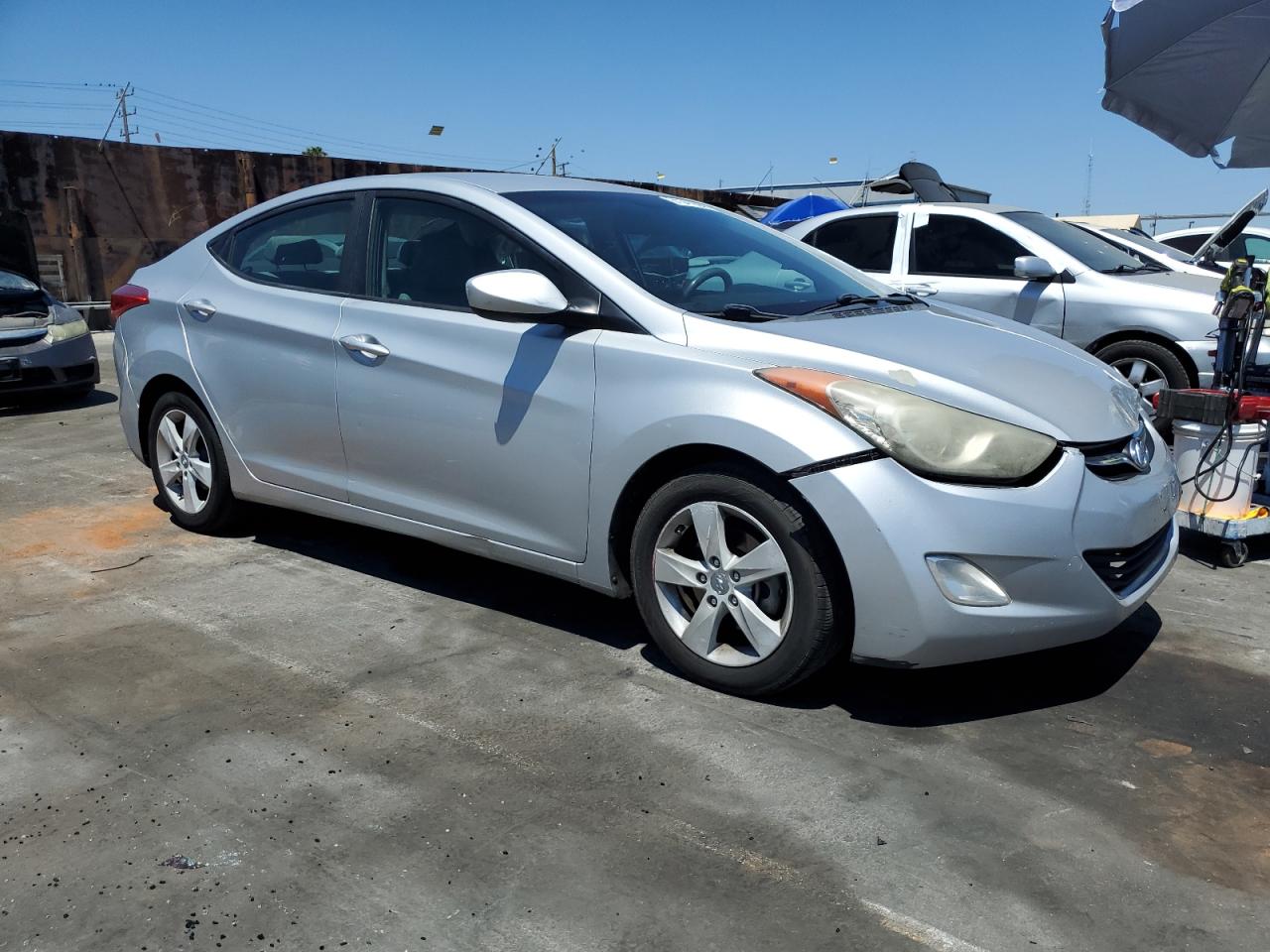 2013 Hyundai Elantra Gls vin: KMHDH4AE2DU997315