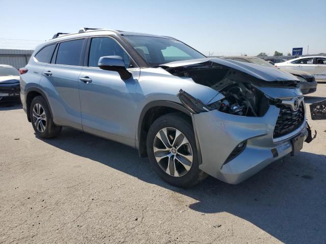 2022 TOYOTA HIGHLANDER 5TDHZRAH4NS130613  62322594