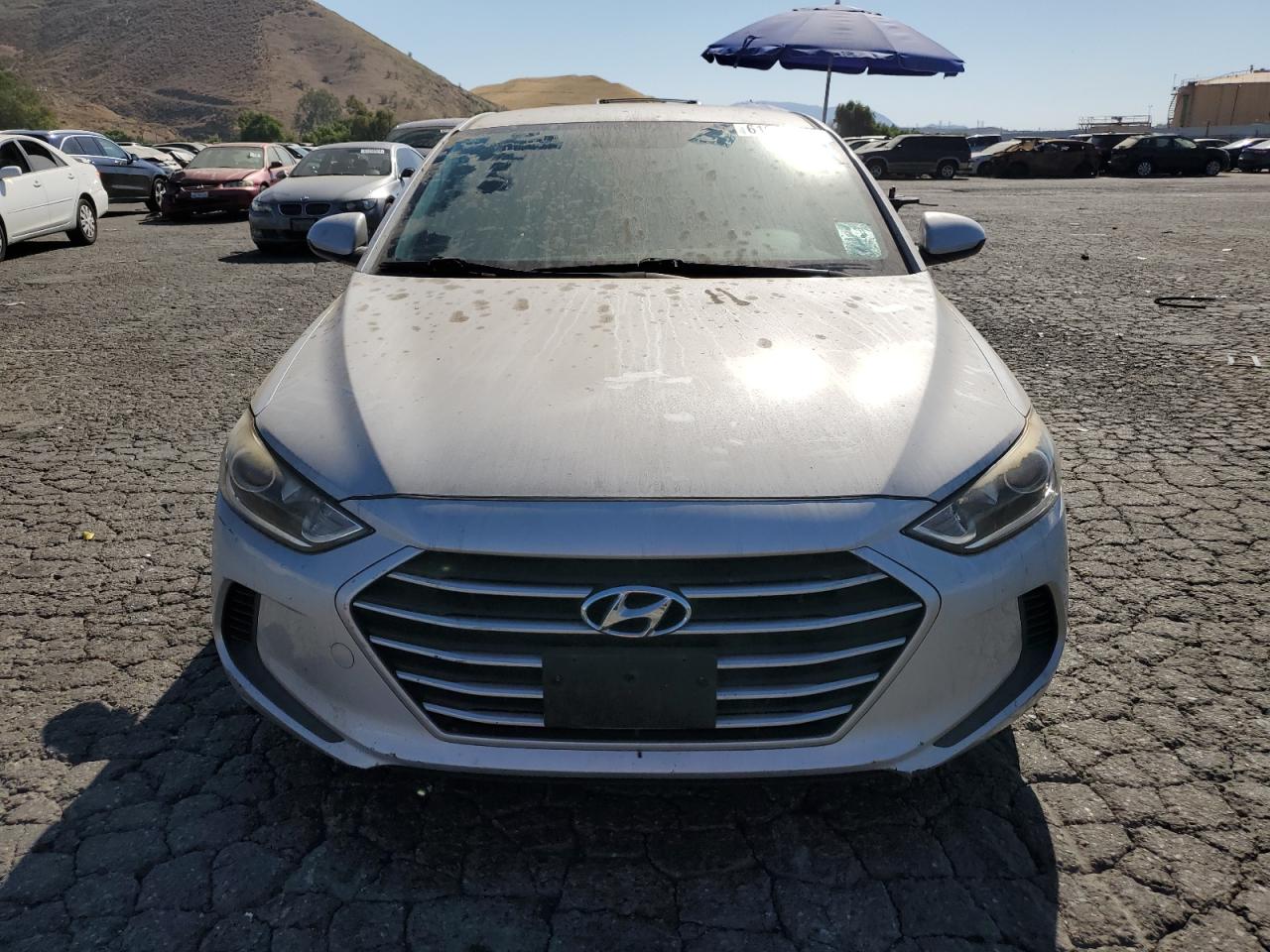 2017 Hyundai Elantra Se vin: KMHD74LF1HU083636