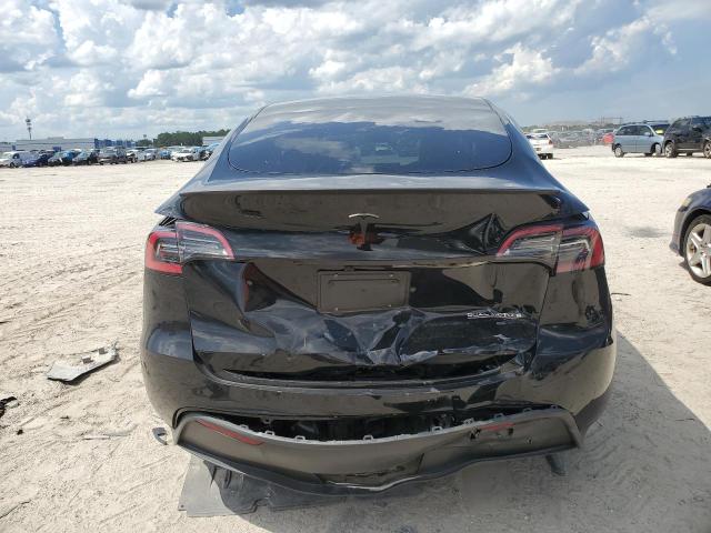 7SAYGDEF1PF857669 2023 Tesla Model Y