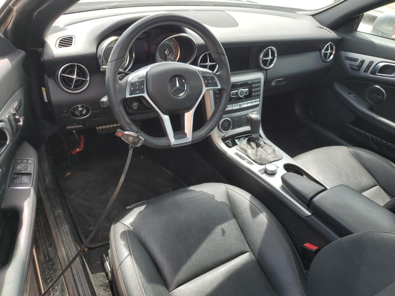 WDDPK5HA7CF008929 2012 Mercedes-Benz Slk 350