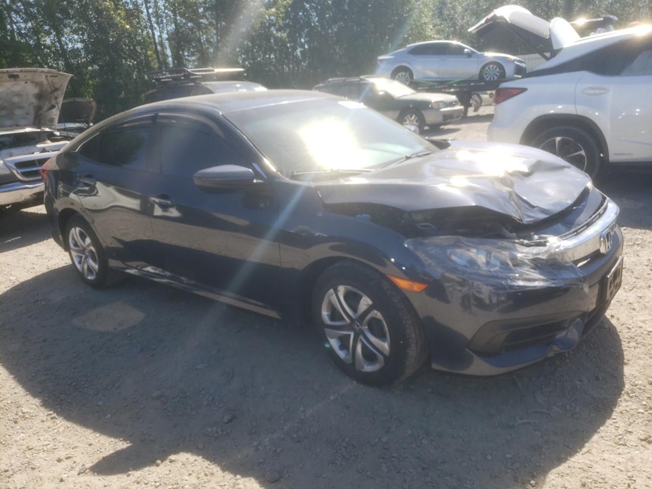 2HGFC2F56JH600357 2018 Honda Civic Lx