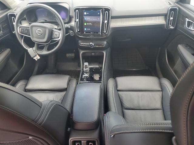 2023 VOLVO XC40 T4 - YV4L12UF4P2938678