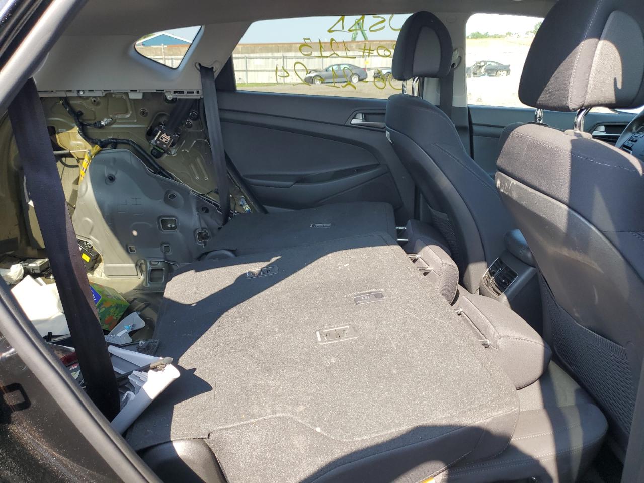 KM8J3CA21JU631603 2018 Hyundai Tucson Value