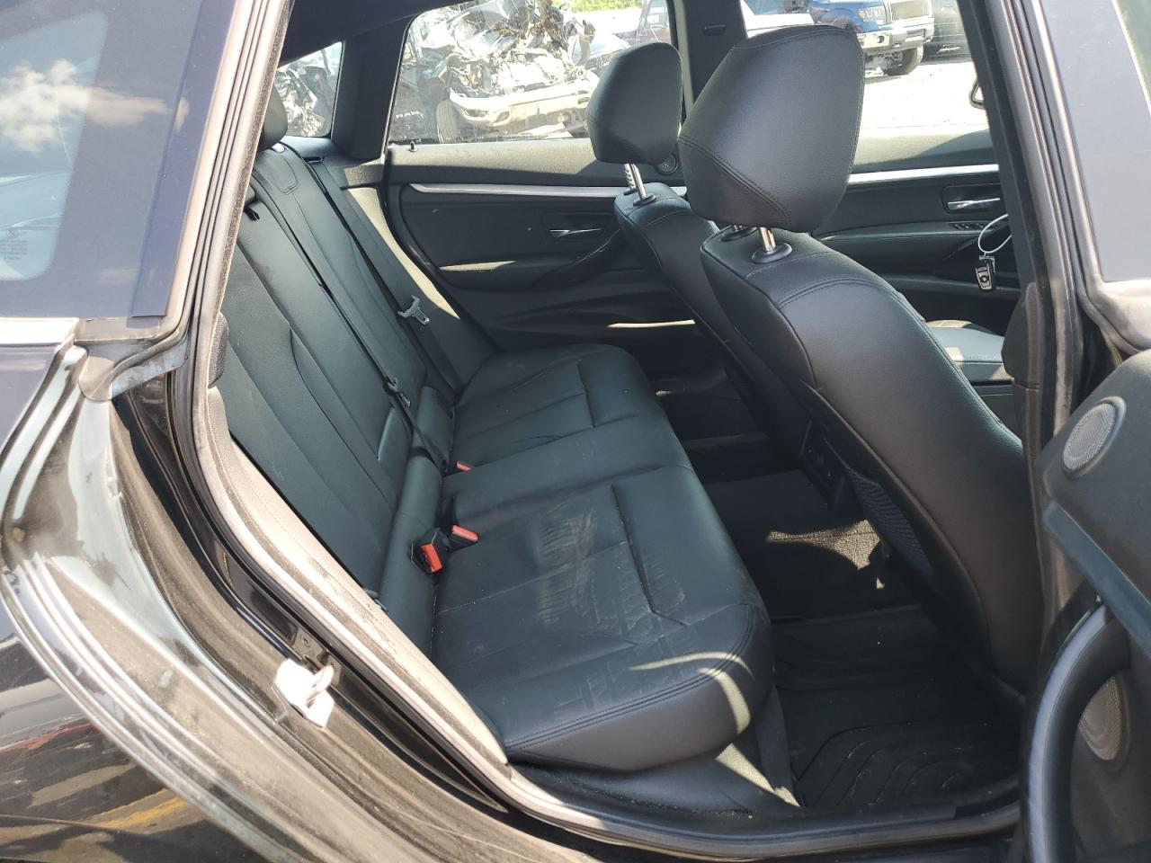 WBA3X9C55GD869469 2016 BMW 335 Xigt