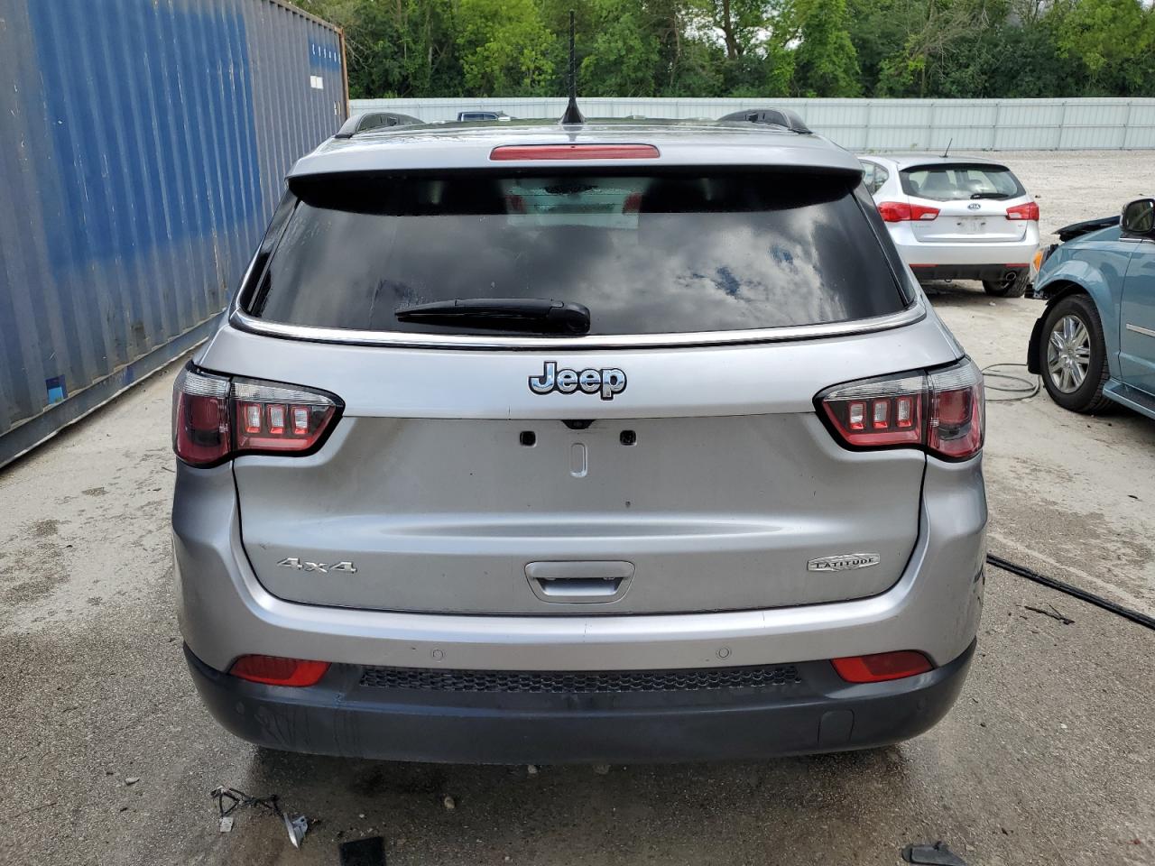 3C4NJDBB7JT333423 2018 Jeep Compass Latitude